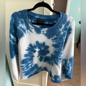 Free People Blue and White Tie-Dye Sweatshirt